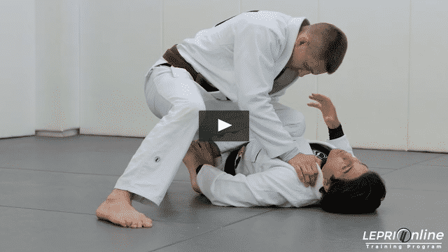 Knee On Belly Escape to Half Guard to Back Take