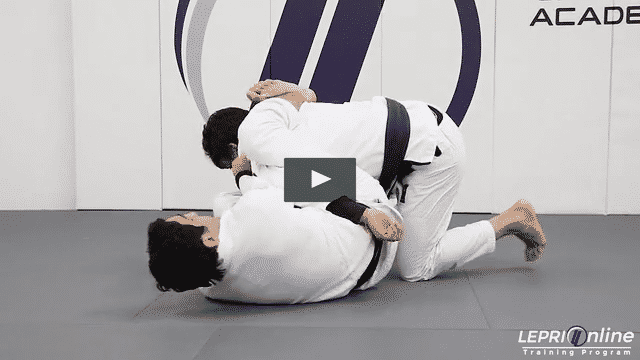 Knee Cut Pass Defense to Monoplata Submission