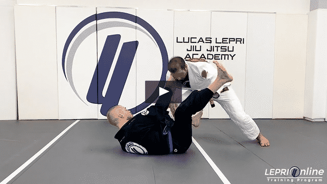 De La Riva Guard Pass When Opponent Tries to Recompose