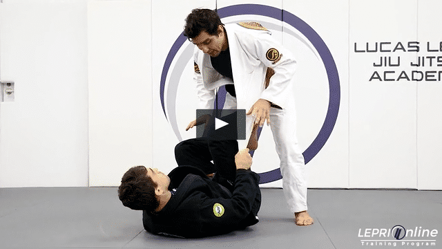 Knee Cut Pass Attempt to Lapel Guard Escape