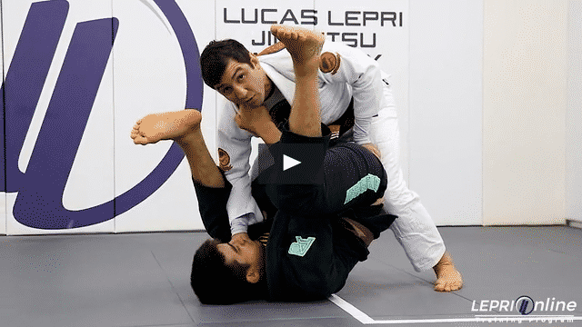 Omoplata Escape Variation