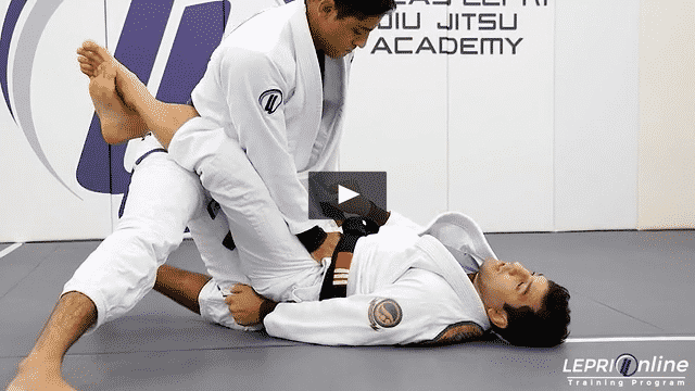 Closed Guard to Sweep to Mount When Opponent Postures Up