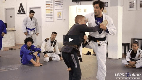 Single Leg Defense to Loop Choke