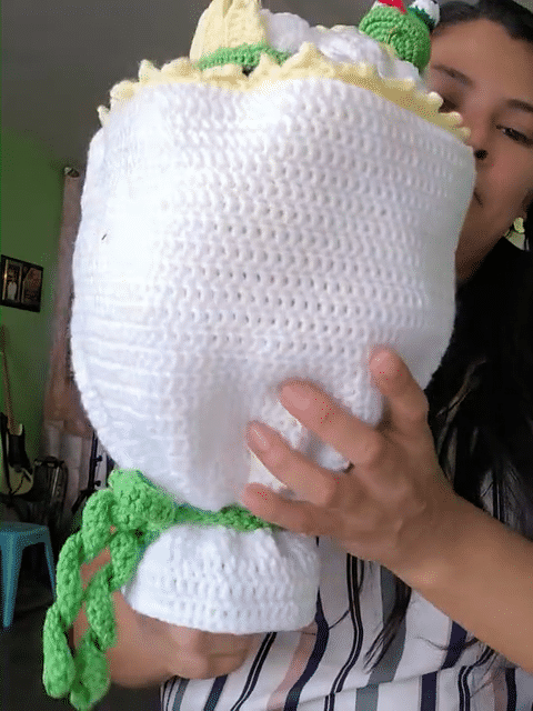 Demostración: el ramo se transforma en muñeca