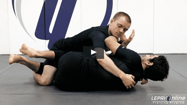 Half Guard Escape when Opponent Defends