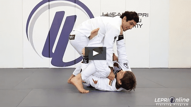 Defending Lapel Control While Passing Variation