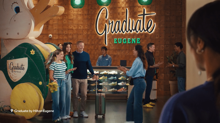 2025 Graduate by Hilton -Doors- - Hero -30 - 25GRADFX330H UNSLATED